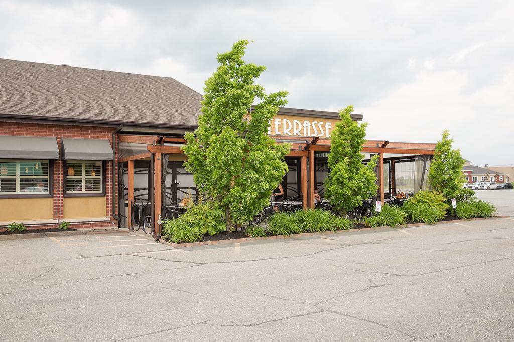 Hotel-Resto-Bar Le Journel Saint-Joseph-de-Beauce المظهر الخارجي الصورة